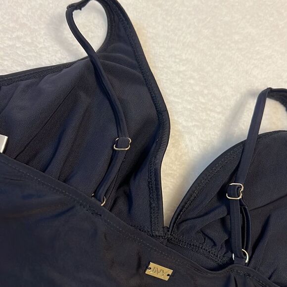 NWT Jones New York Slimming One Piece Swimsuit - Size XL - Picture 9 of 12